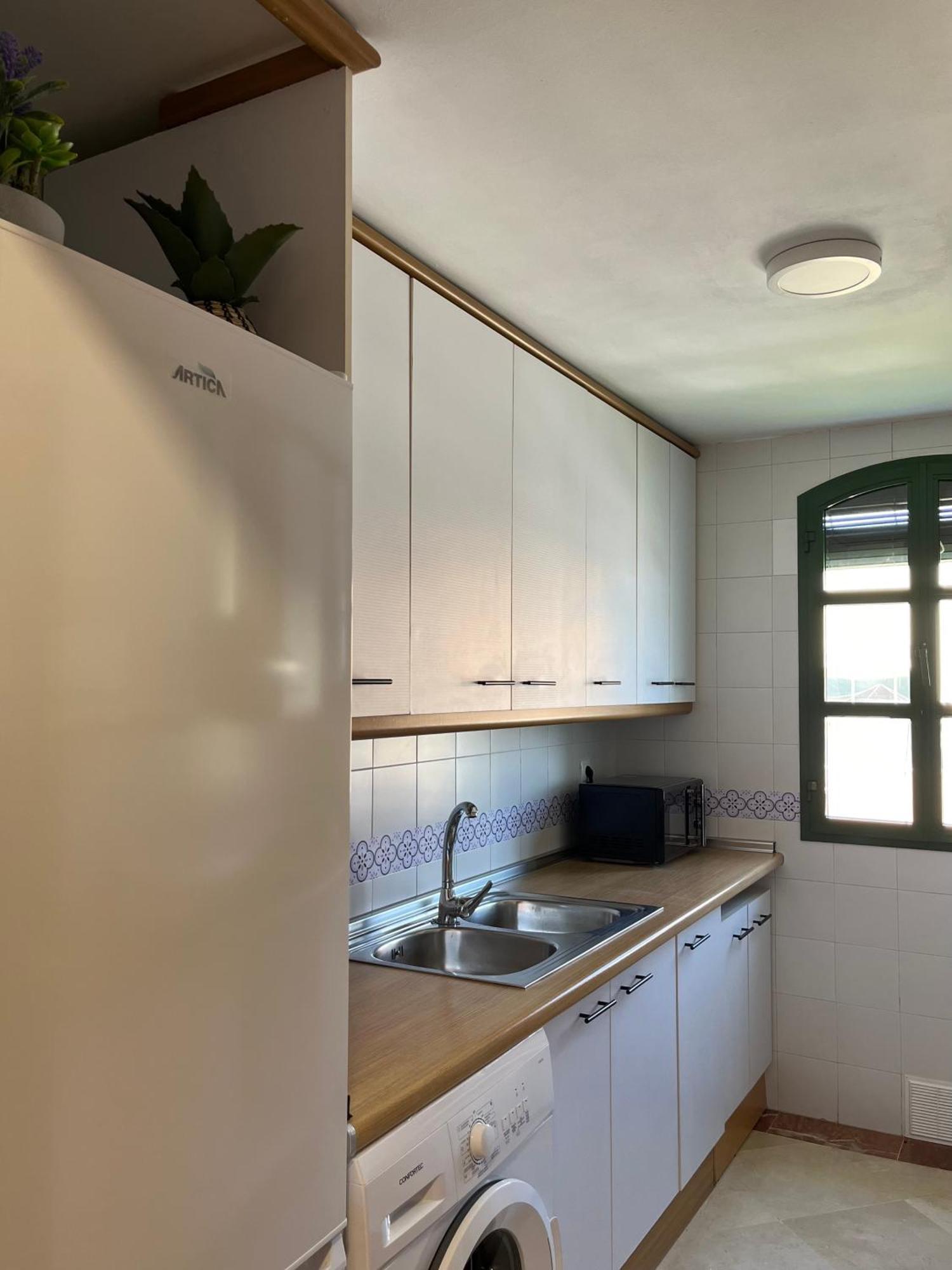 Nn Apartment *